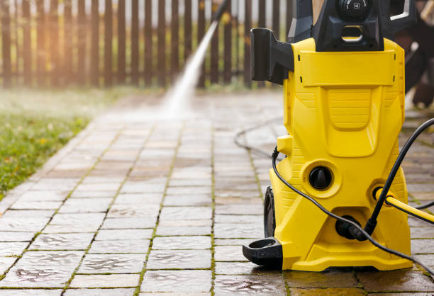 Best Graffiti Removal  in Middlefield, OH